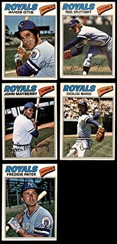 1977. O-pee-chee Kansas City Royals u blizini timaskih seta Kansas City Royals VG + Royals