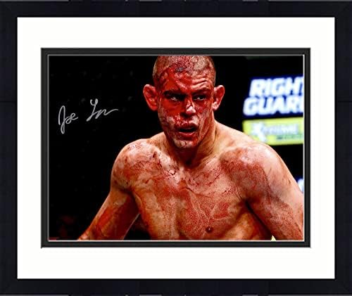 Uokvireno Joe Lauzon Ultimate Fighting Championship Autographing 16 x 20 izbliza fotografija - autogramirane