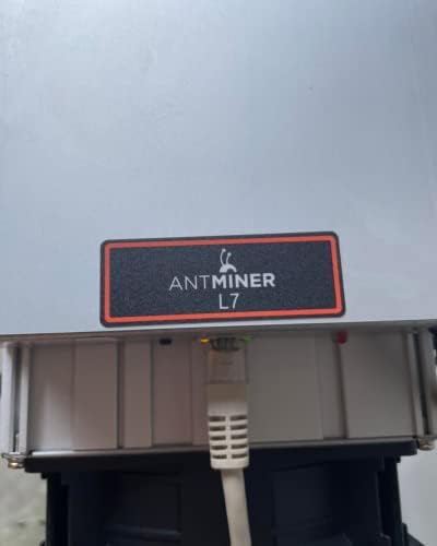 Bitmain Antminer L7 9500MH / S, snažni kripto rudar Bitcoin rudarski hardver. Uključeno uključeno napajanje.