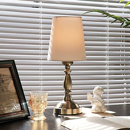 Moderna noćna lampica stola 2 za spavaću sobu srebrne lampe sa bijelom tkaninom za hlađenje za