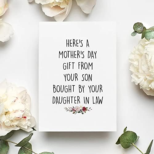 Majka u majičkoj kartici majke, smiješna majka u kartici od sina, od sin kartice, majčin dan za majku u pravnom karticu, evo poklona majke