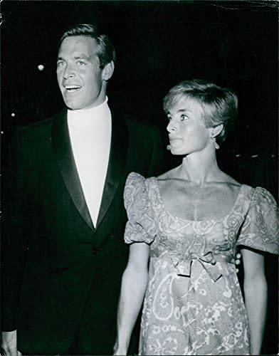 Vintage fotografija Jamesa Franciscusa i Kathleenkitty Wellman, 1969.