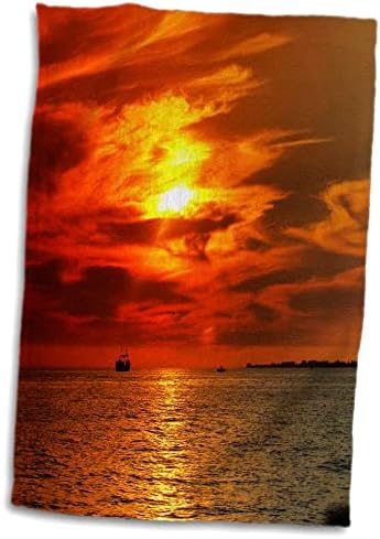 3drose Veliki brod pod crvenim i žutom floridom zalazak sunca - ručnici